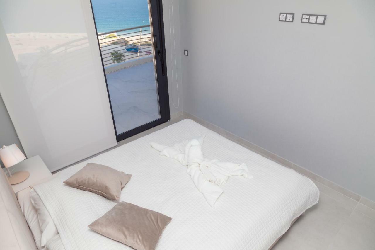 ארנאלס דל סול Gorgeous Infinity View Apartment מראה חיצוני תמונה